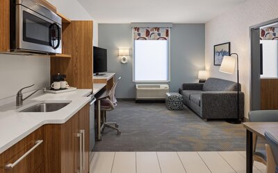Home2 Suites by Hilton Roseville Minneapolis
