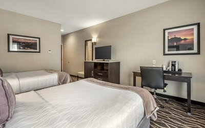 Best Western Plus Hotel At The Convention Center
