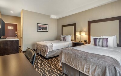 Best Western Plus Hotel At The Convention Center