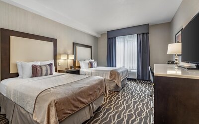 Best Western Plus Hotel At The Convention Center