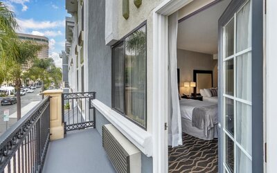 Best Western Plus Hotel At The Convention Center