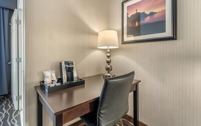 Best Western Plus Hotel At The Convention Center