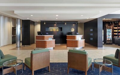 Courtyard by Marriott Long Beach Airport