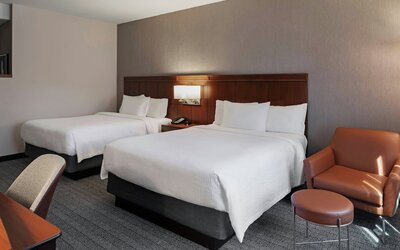 Courtyard by Marriott Long Beach Airport