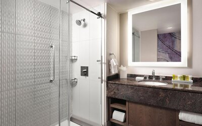 Hilton Long Beach Hotel