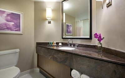 Hilton Long Beach Hotel