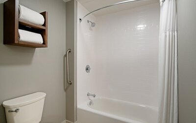 Staybridge Suites Long Beach Airport by IHG