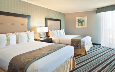 Holiday Inn Long Beach Airport Hotel and Conference Center by IHG