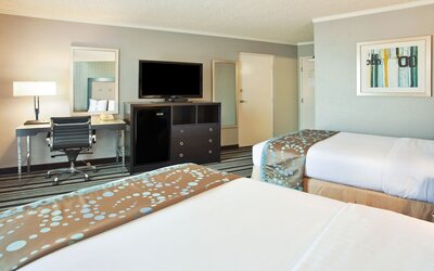 Holiday Inn Long Beach Airport Hotel and Conference Center by IHG