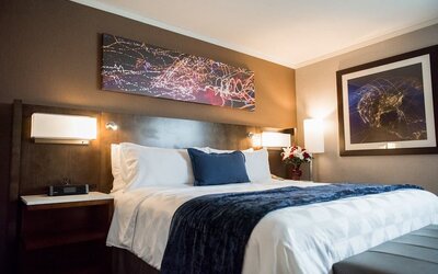 Holiday Inn Long Beach Airport Hotel and Conference Center by IHG