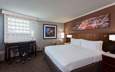 Holiday Inn Long Beach Airport Hotel and Conference Center by IHG