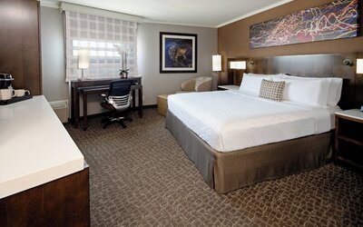 Holiday Inn Long Beach Airport Hotel and Conference Center by IHG