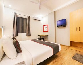 Hotel Golden Saffron