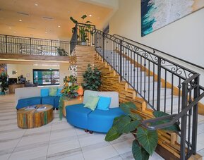 The Cove Hotel, Long Beach
