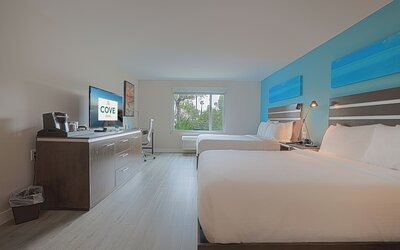 The Cove Hotel, Long Beach