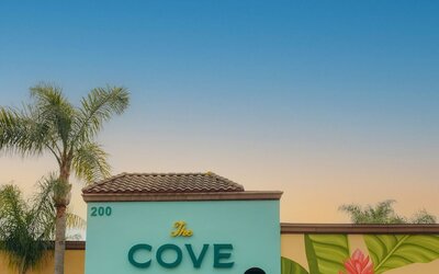 The Cove Hotel, Long Beach