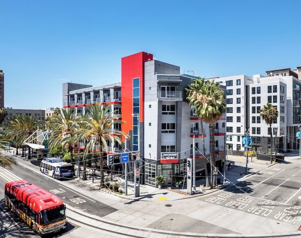 Hotel Mai Downtown Long Beach