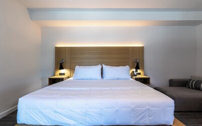Hotel Mai Downtown Long Beach