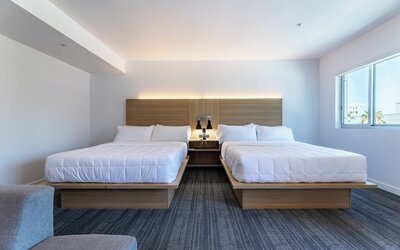 Hotel Mai Downtown Long Beach