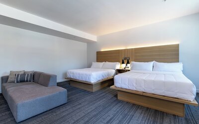 Hotel Mai Downtown Long Beach