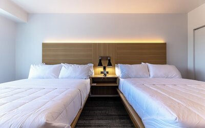 Hotel Mai Downtown Long Beach