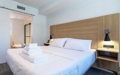 Hotel Mai Downtown Long Beach