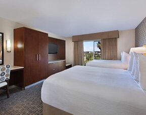 Embassy Suites by Hilton Anaheim North