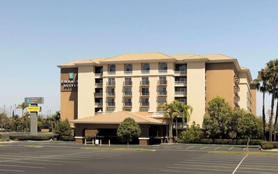 Embassy Suites by Hilton Anaheim North