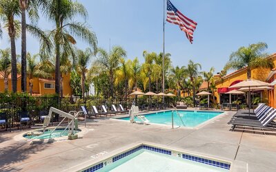 Clementine Hotel & Suites Anaheim