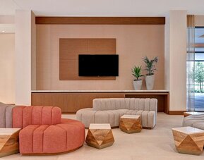 Hilton Garden Inn Anaheim Resort