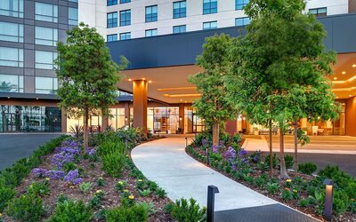 Hilton Garden Inn Anaheim Resort