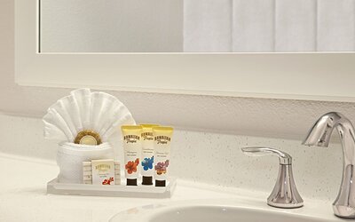 Deluxe Room, 1 King Bed