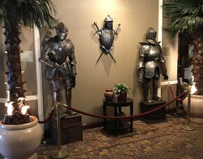 Anaheim Majestic Garden Hotel