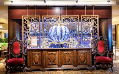Anaheim Majestic Garden Hotel
