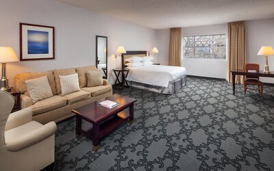Anaheim Majestic Garden Hotel