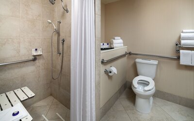 Anaheim Majestic Garden Hotel
