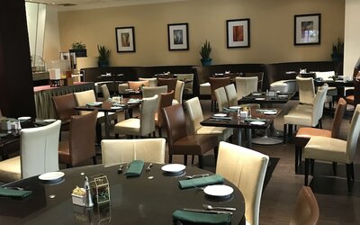 Anaheim Majestic Garden Hotel