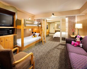 Anaheim Portofino Inn and Suites