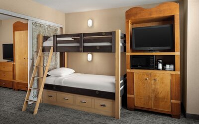 Anaheim Portofino Inn and Suites