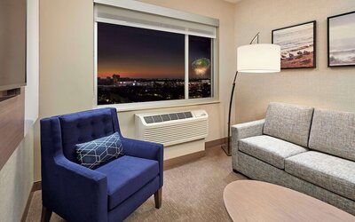 Anaheim Resort Suites