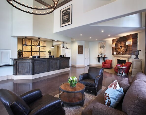 Anaheim Camelot Inn & Suites