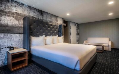 Anaheim Camelot Inn & Suites