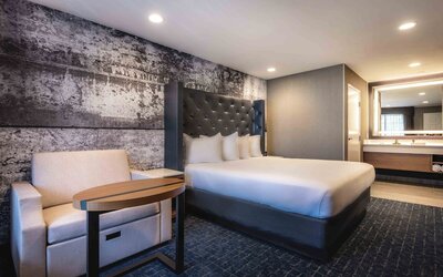 Anaheim Camelot Inn & Suites