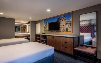Anaheim Camelot Inn & Suites