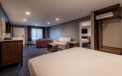 Anaheim Camelot Inn & Suites