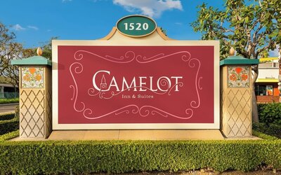Anaheim Camelot Inn & Suites