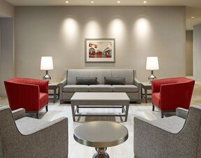 Homewood Suites by Hilton Long Beach Airport