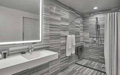 Hyatt Centric The Pike Long Beach
