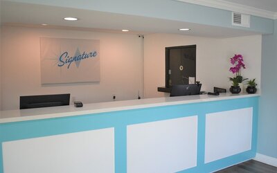 Signature Anaheim Maingate