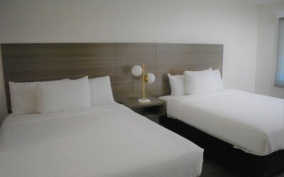 Signature Anaheim Maingate